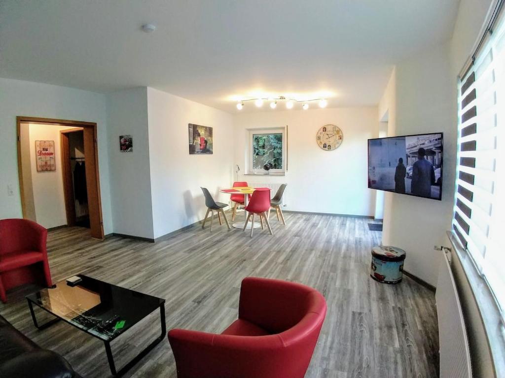 Exklusive Ferienwohnung Mit Terasse Und Garten In Einbeck, Zentrum! Neu!! 외부 사진