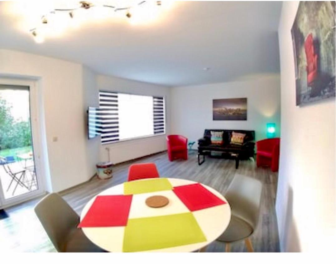 Exklusive Ferienwohnung Mit Terasse Und Garten In Einbeck, Zentrum! Neu!! 외부 사진